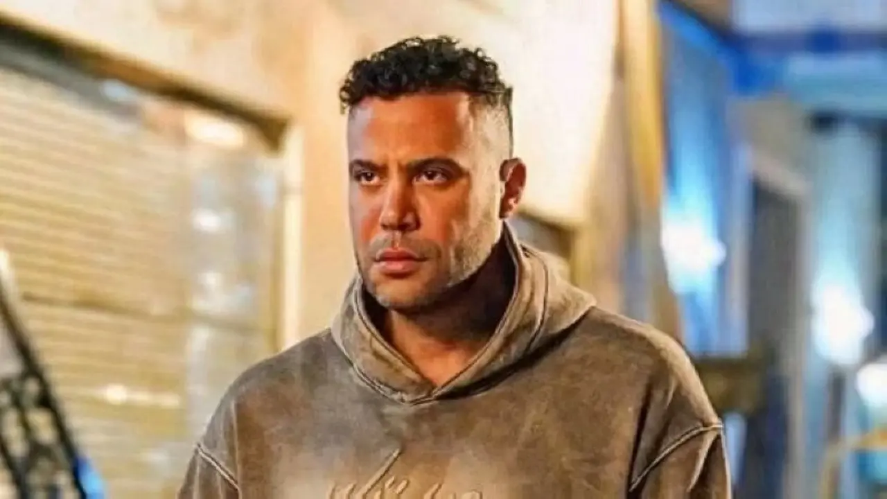 تحوّل فني.. محمد إمام يغادر إلى دبي لبدء تصوير مسلسل الكينج 2026